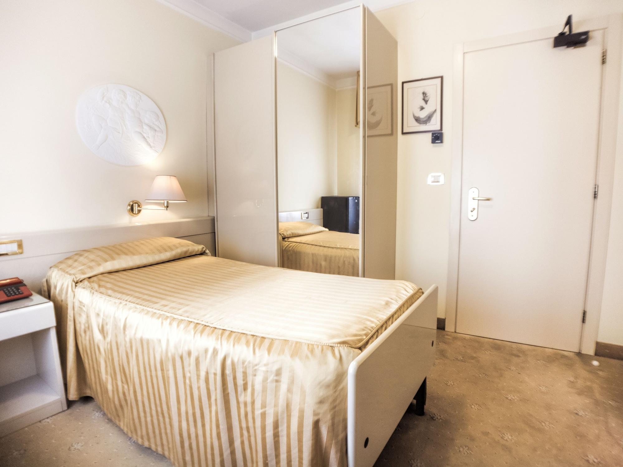 Hotel Aurora Terme Abano Terme Luaran gambar