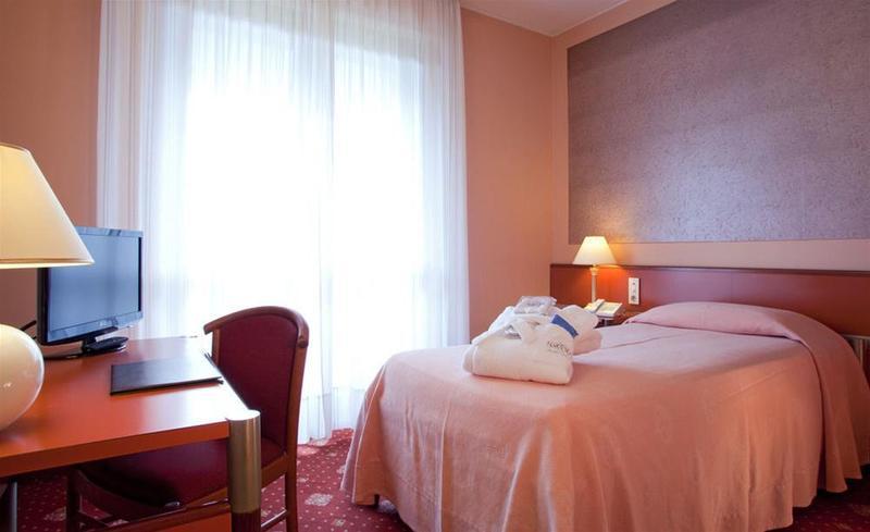 Hotel Aurora Terme Abano Terme Luaran gambar